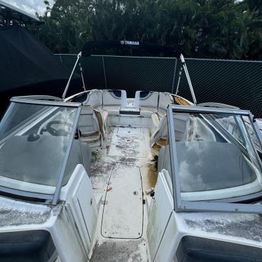 2006 Yamaha 23ft boat