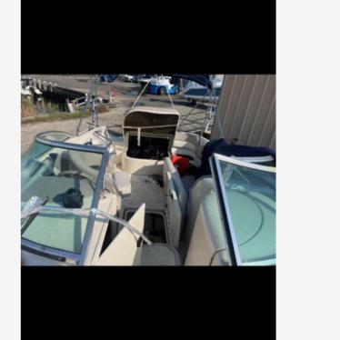 2002 Sea Ray 24ft boat