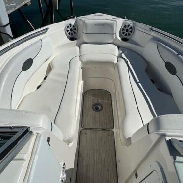 2009 Rinker 276