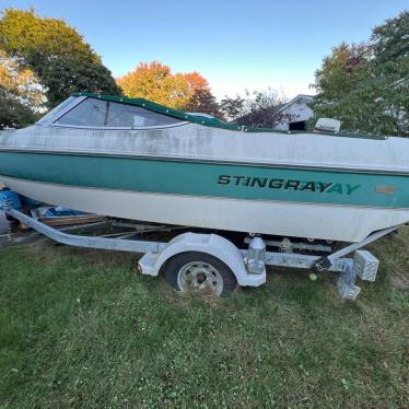 2010 Stingray 20ft boat