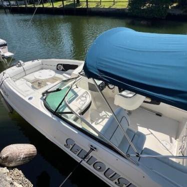 2014 Sea Ray 240 sundeck