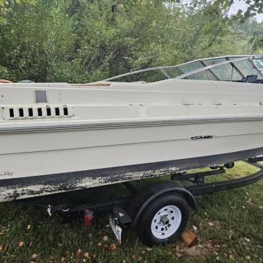 1984 Sea Ray 18ft boat