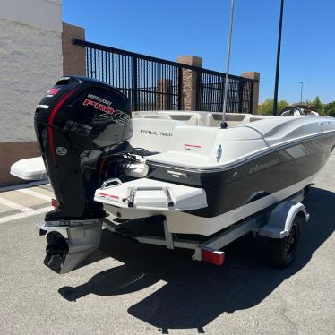 2023 Bayliner element e18