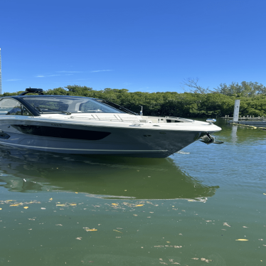 2022 Sea Ray 370sundanceroutboard