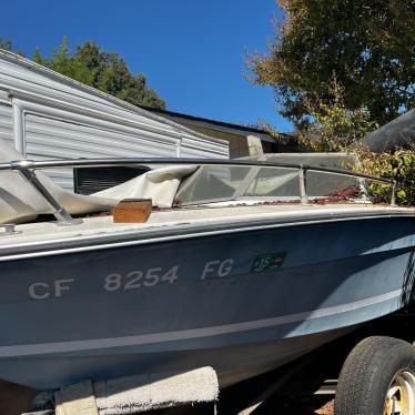 1973 Sea Ray 18ft boat