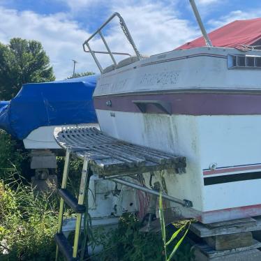 1984 Bayliner 21ft boat