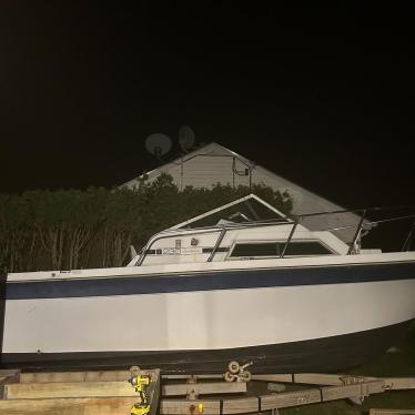 1986 Wellcraft 23ft boat