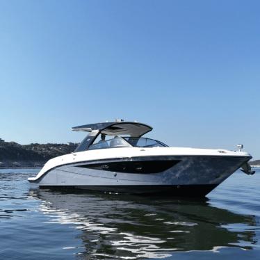 2024 Sea Ray 400slx