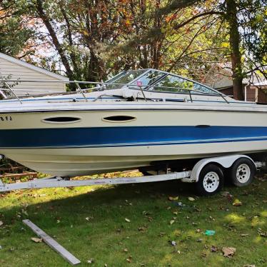 1986 Sea Ray 23ft boat