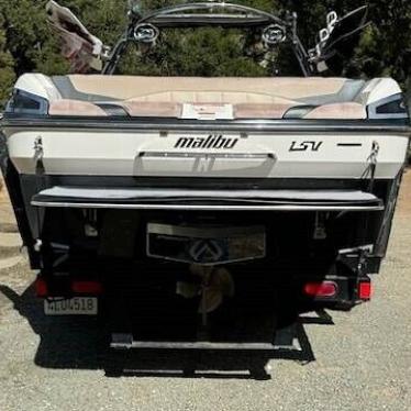 2011 Malibu wakesetter 247 lsv