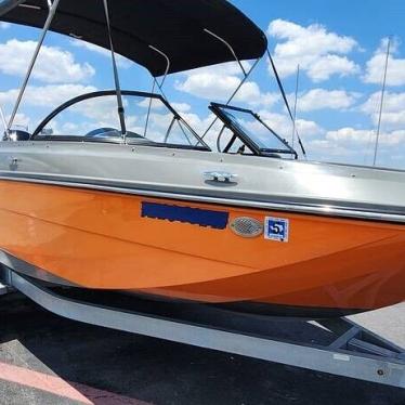 2019 Bayliner element e21