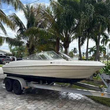 1999 Bayliner 19ft boat