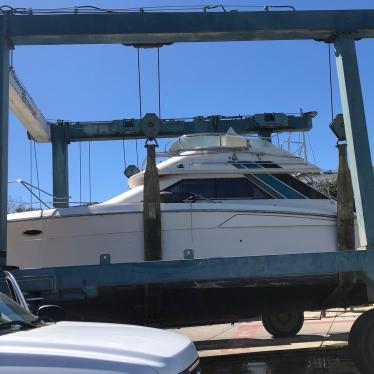 1991 Wellcraft 33ft boat