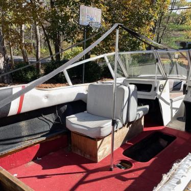 1987 Starcraft 16ft boat