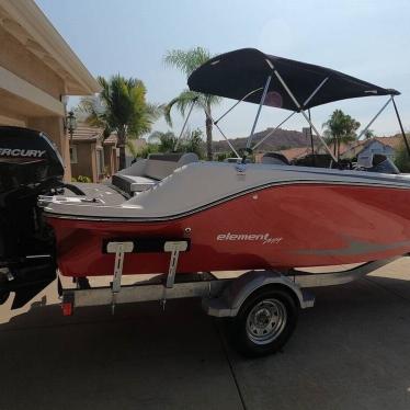 2023 Bayliner element m19