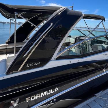 2017 Formula 330 crossover bowrider