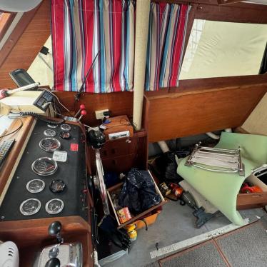 1979 Trojan 28ft boat