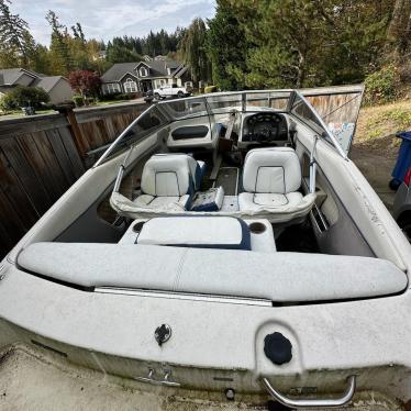 1993 Bayliner 18ft boat