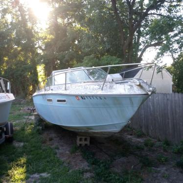 1977 Sea Ray 24ft boat