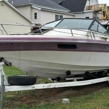 1989 Chaparral 19ft boat