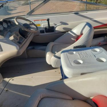 2002 Glastron 18ft boat