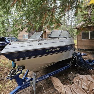 1993 Four Winns 19ft boat