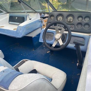 1988 Sea Ray 16ft boat