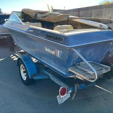 1982 Wellcraft 18ft boat