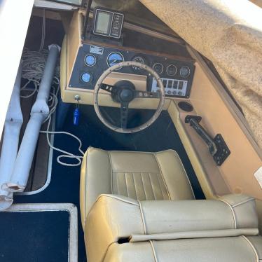 1982 Wellcraft 18ft boat