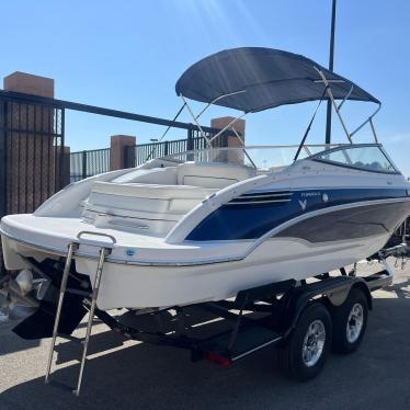 2006 Formula 240 bowrider