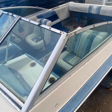 1988 Sea Ray 16ft boat