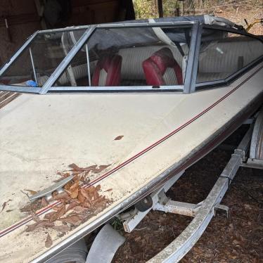 1981 Bayliner 19ft boat