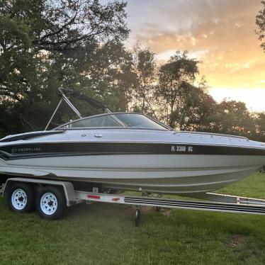 2005 Crownline 22ft boat