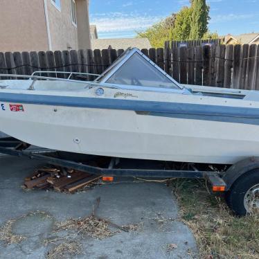 1973 Glastron 17ft boat