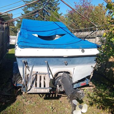 1986 Rinker 19ft boat