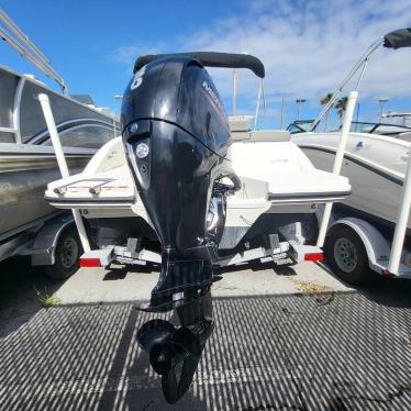 2020 Sea Ray spx 210 ob