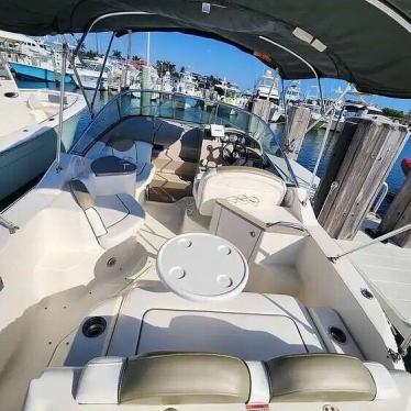 2007 Sea Ray 240 sundancer