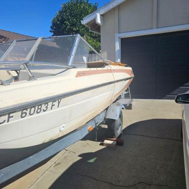 1975 Glastron 17ft boat