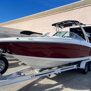 2007 Sea Ray 250 slx