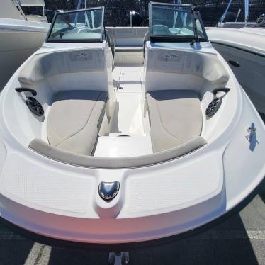 2020 Sea Ray spx 210 ob