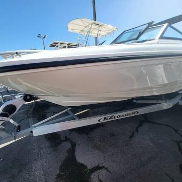 2020 Sea Ray spx 210 ob