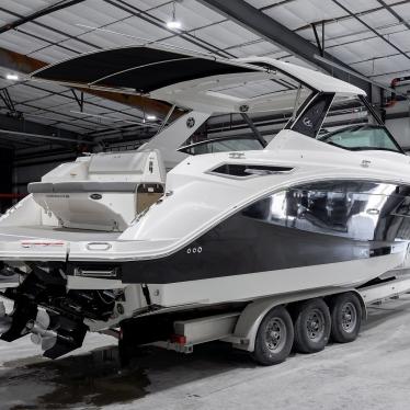 2023 Sea Ray 320 sundancer