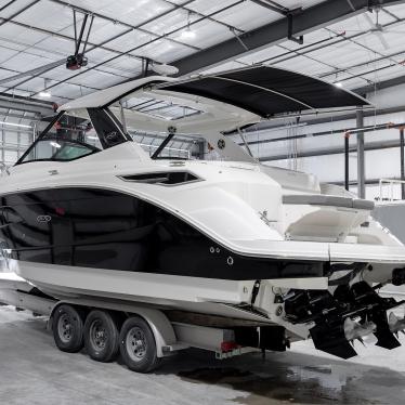 2023 Sea Ray 320 sundancer