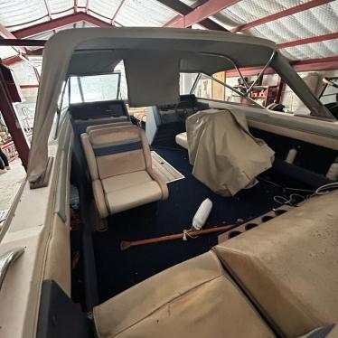 1988 Glastron 20ft boat