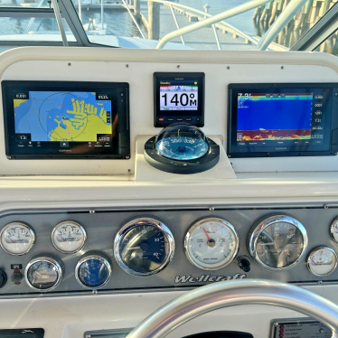 2003 Wellcraft 330 coastal