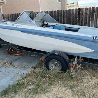 1973 Glastron 17ft boat