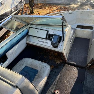 1993 Four Winns 15ft boat