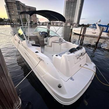 2007 Sea Ray 240 sundancer