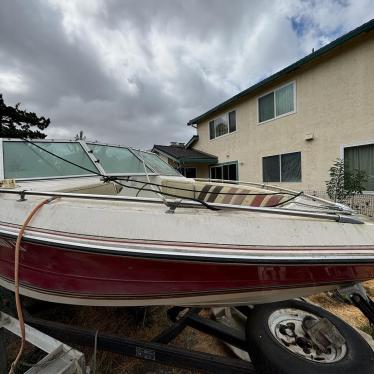 1987 Stingray 19ft boat