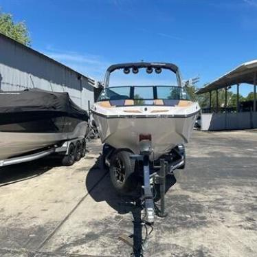 2024 Mastercraft xt24